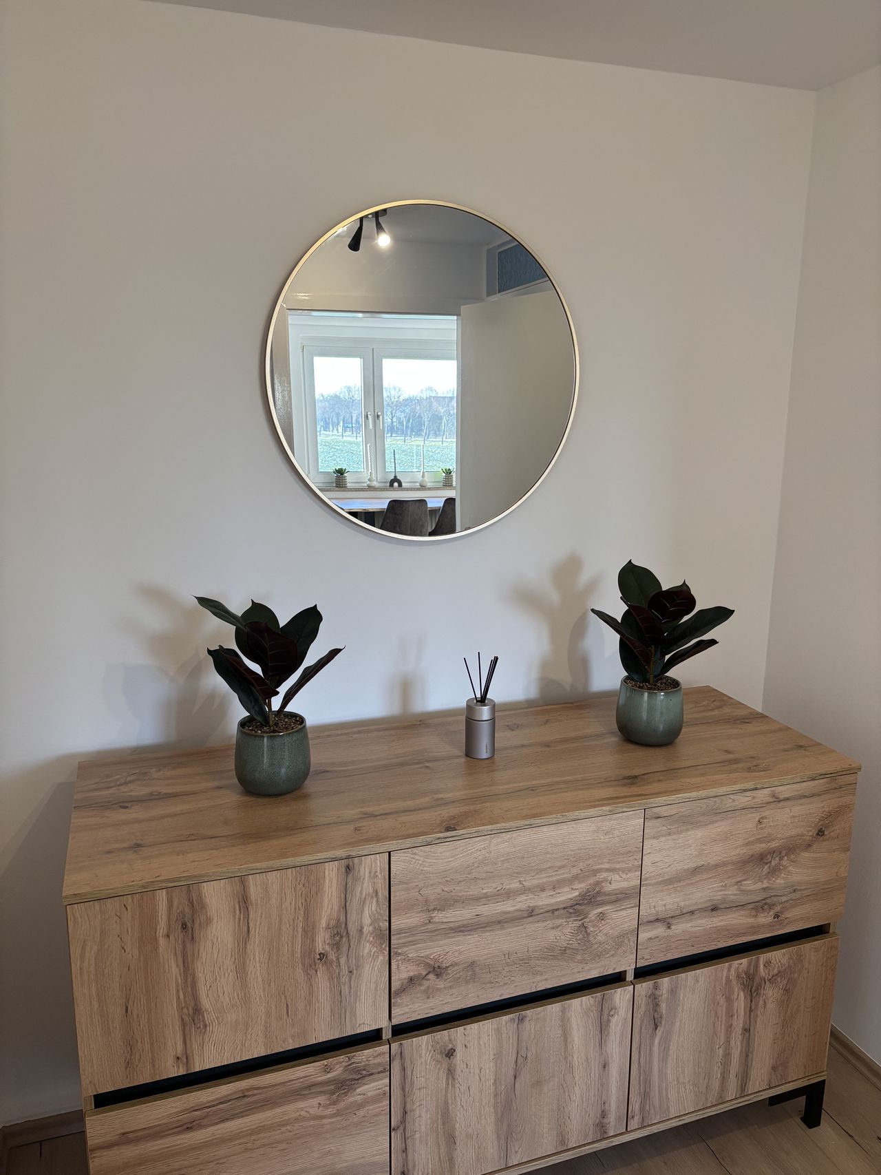 Apartment L – Flur