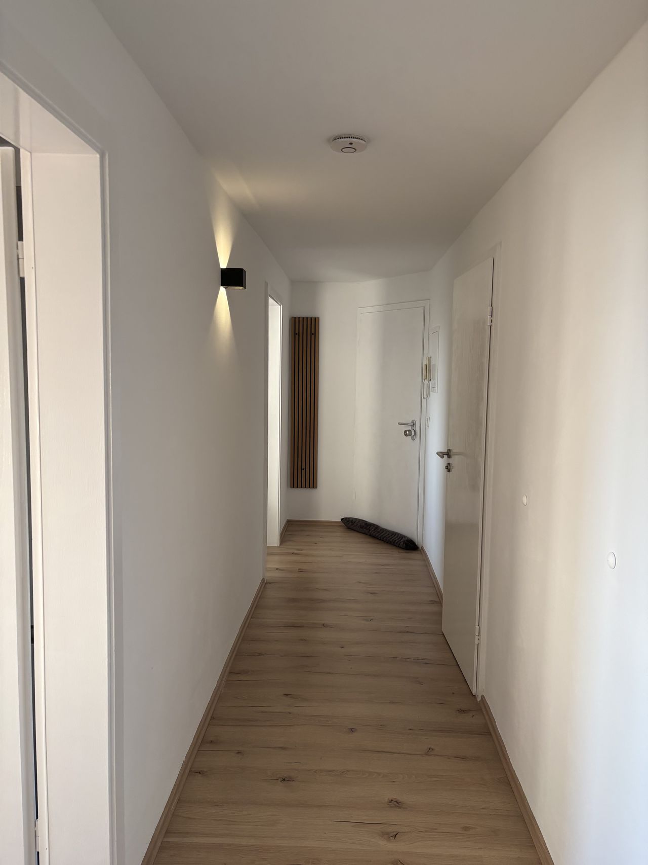 Apartment L – Flur